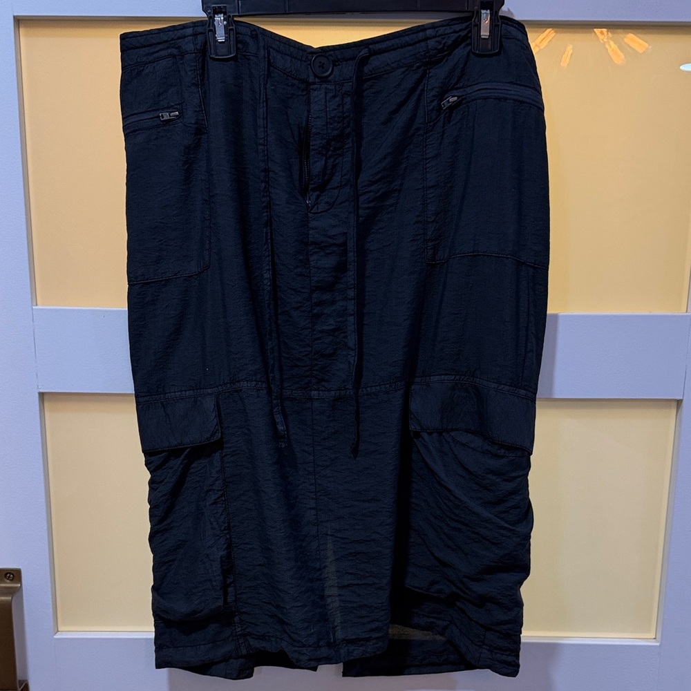 Free People Women’s Black Cargo Maxi Skirt. Size 14. Runs small